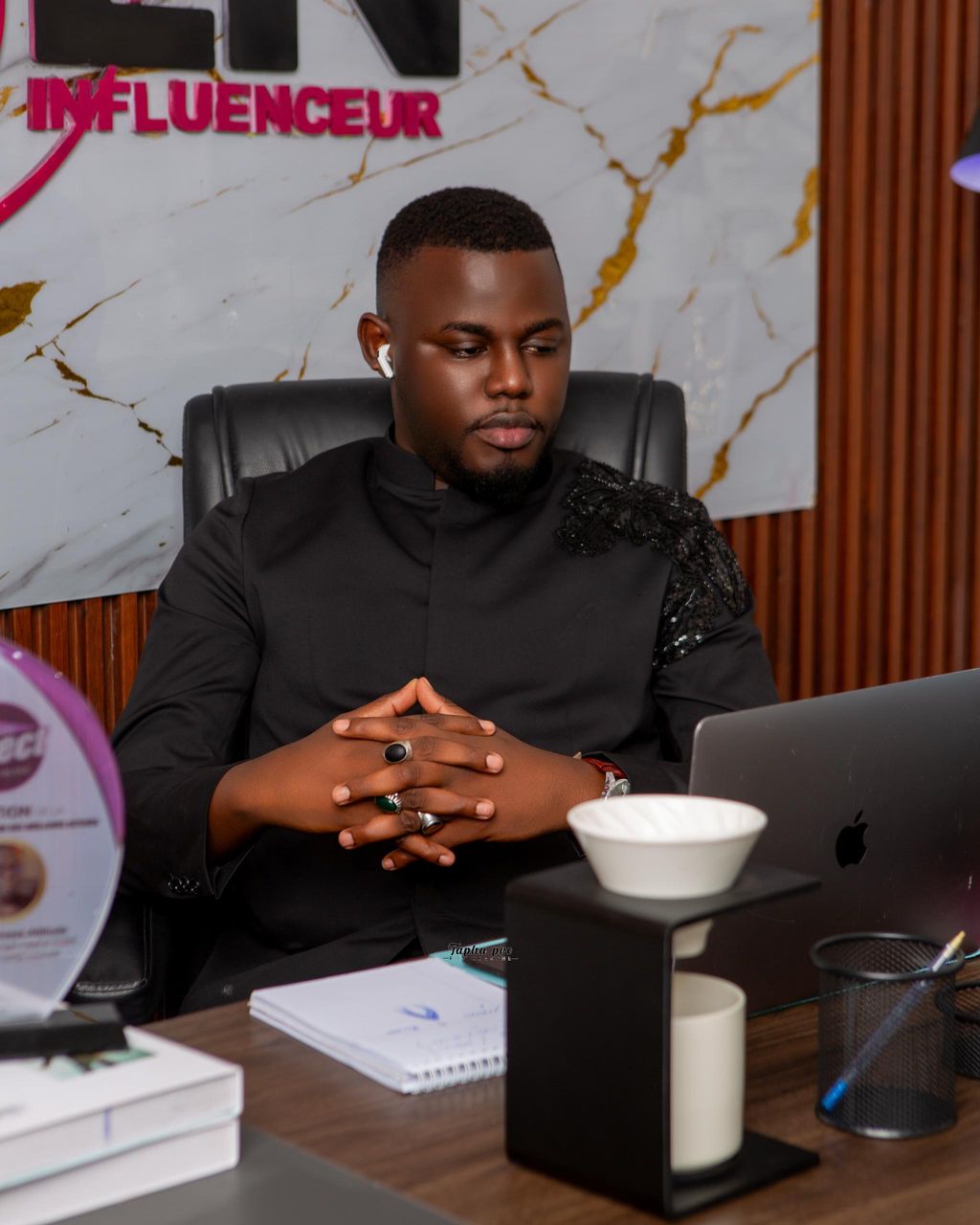 Momar Ndiaye - Fondateur de Studio SenInfluenceurs